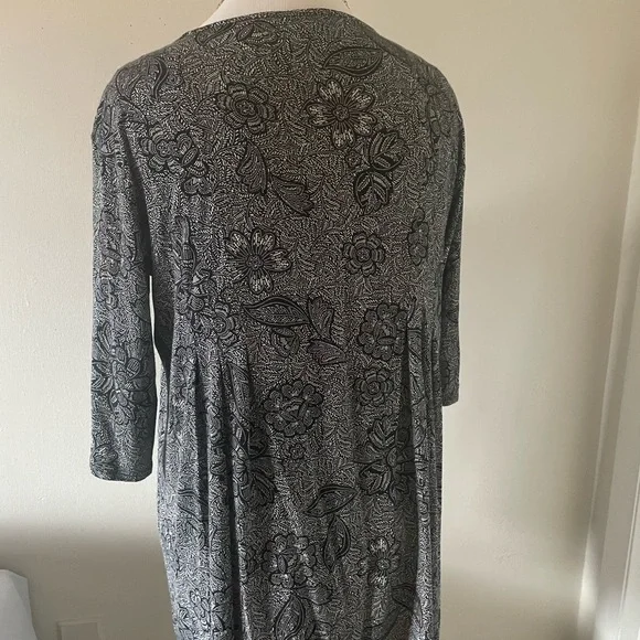 J. Jill Wearever Ballet-Sleeve Print Top (EUC) - Picture 3 of 7